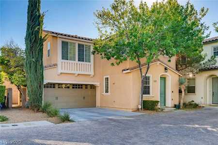 9150 White Rock Peak St Las Vegas, NV 89113