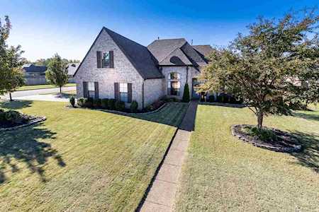 6325 Renwood Loop Arlington, TN 38002