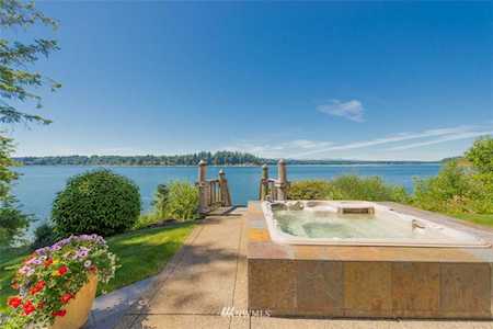 4725 Bayshore Ln NW Olympia, WA 98502