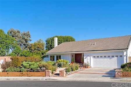 3764 Green Gables Drive Tarzana, CA 91356