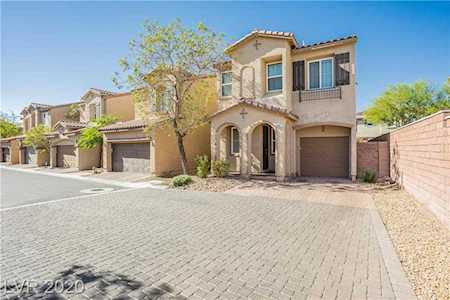9307 Quiet Mist Ct Las Vegas, NV 89178