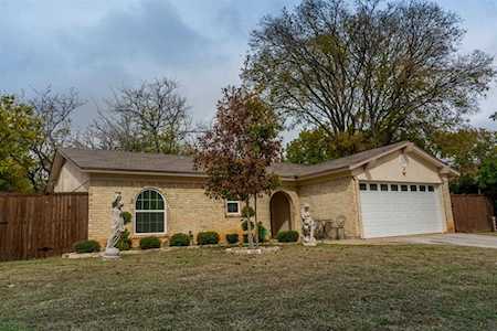 6449 Perdido Drive Watauga, TX 76148