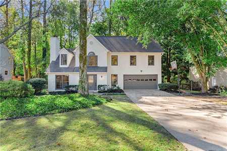 2015 N Creek Circle Alpharetta, GA 30009
