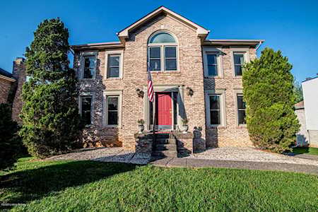 7706 Wictor Ct Louisville, KY 40220