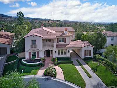 10480 Yosemite Way Tustin, CA 92782