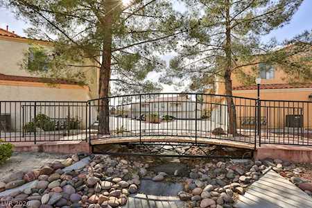 8452 Boseck Dr #235 Las Vegas, NV 89145