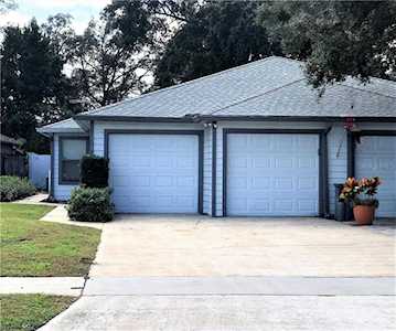 374 Cedarbrook Ln Altamonte Springs, FL 32714