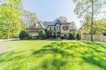 8107 Skye Lochs Dr Waxhaw, NC 28173