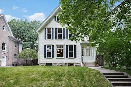 2432 Pleasant Avenue Minneapolis, MN 55404