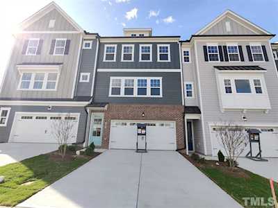 828 Amley Place #82 Apex, NC 27523