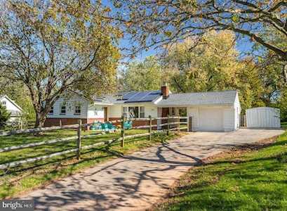 109 Hollins Ferry Rd N Glen Burnie, MD 21061