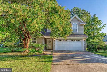48155 Mayflower Dr Lexington Park, MD 20653
