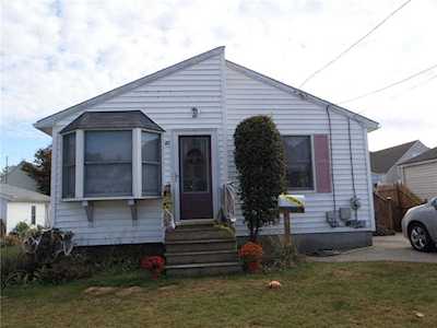 40 Doane St Cranston, RI 02910