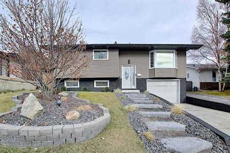 6916 Silver Springs Rd NW Calgary, AB T3B 3P8