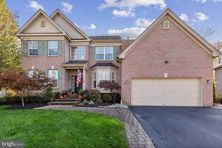 14 Palomino Dr Marlton, NJ 08053