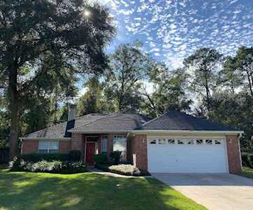 131 Sugar Plum Dr Tallahassee, FL 32312