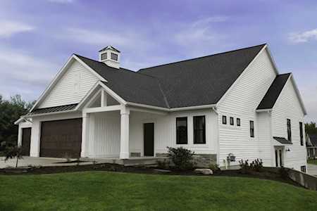 7927 SW Whistle Creek Ct #29 Byron Center, MI 49315