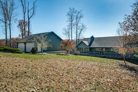 533 Mallard Pointe Drive Byrdstown, TN 38549