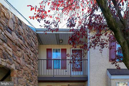 198 Oak Knoll CIRCLE Millersville, PA 17551