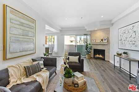 3743 S Canfield Avenue #102 Los Angeles, CA 90034