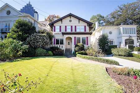 44 Peachtree Circle NE Atlanta, GA 30309