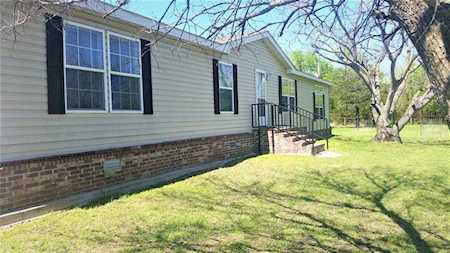 3967 Rock Creek Road Whitesboro, TX 76273