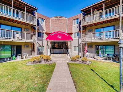 2007 E 122nd Street #B18 Burnsville, MN 55337