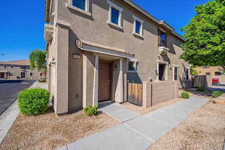 8152 W Lynwood Street Phoenix, AZ 85043