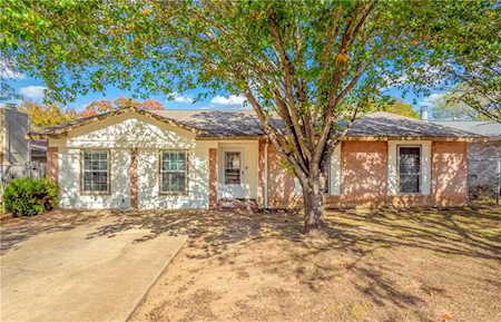 3923 Leafield DR Austin, TX 78749