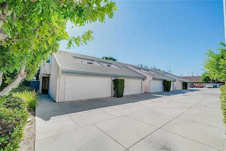 21333 Lassen Street #1F Chatsworth, CA 91311