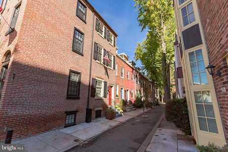 426 Camac Street Philadelphia, PA 19147