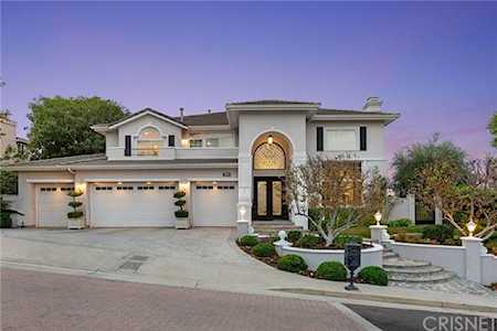 3929 Rock Hampton Drive Tarzana, CA 91356