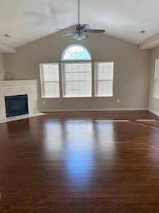 952 Governors Circle Lancaster, OH 43130