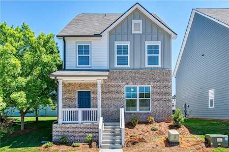 1302 Sweet Briar Circle East Point, GA 30344