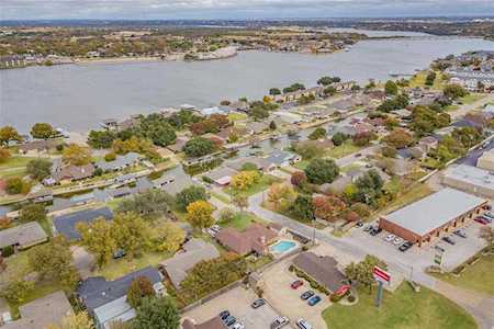 505 Tahiti Drive Granbury, TX 76048