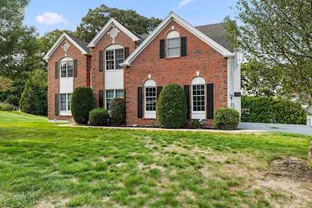 53 Hemingway St Shrewsbury, MA 01545