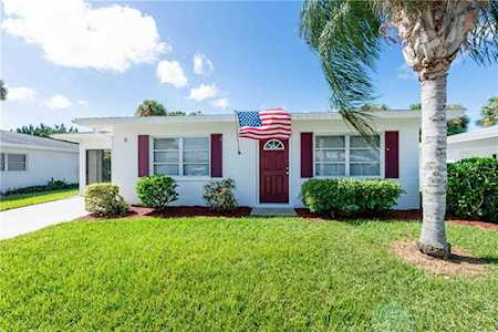 1977 Beach Rd #6 Englewood, FL 34223