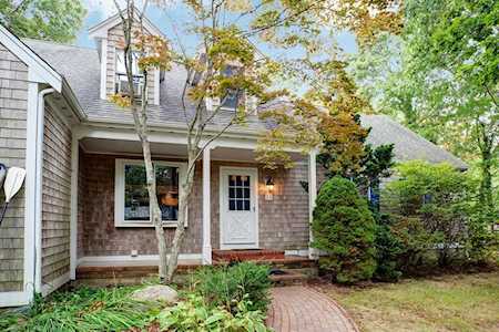 23 Sanddollar Cir Falmouth, MA 02536