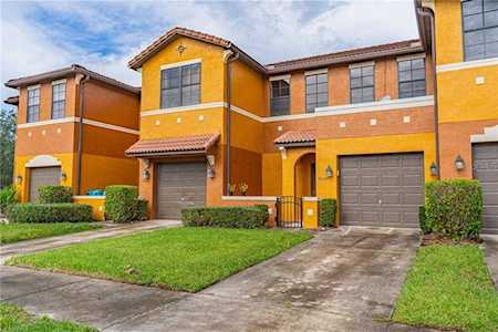 9529 Bacchus Trl Orlando, FL 32829