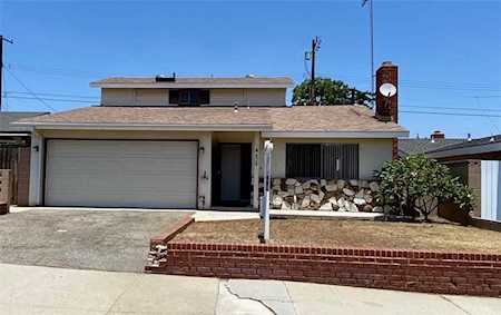828 Millmark Grove Street San Pedro, CA 90731