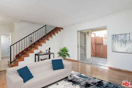 2518 Virginia Avenue #C Santa Monica, CA 90404