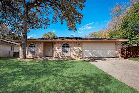 505 Moore Creek Road Hurst, TX 76053