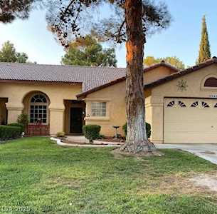 5540 Port Barrington Way Las Vegas, NV 89130