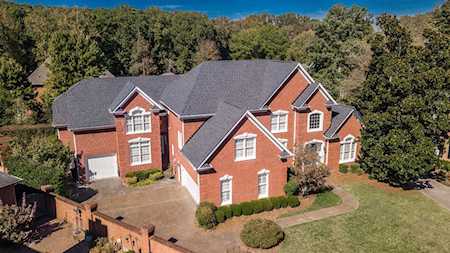 98 Hidden Way Ct Hendersonville, TN 37075