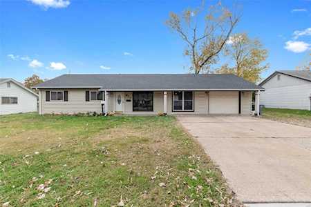 412 Saint Christopher Dr Ofallon, MO 63366