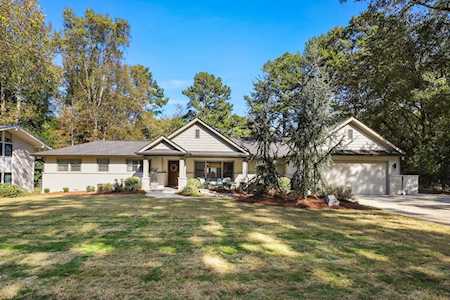 1742 Parliament Dr Dunwoody, GA 30338