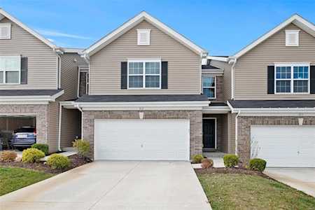 513 Peruque Commons Ct Wentzville, MO 63385