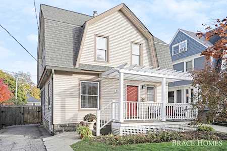 434 SE Rosewood Ave East Grand Rapids, MI 49506