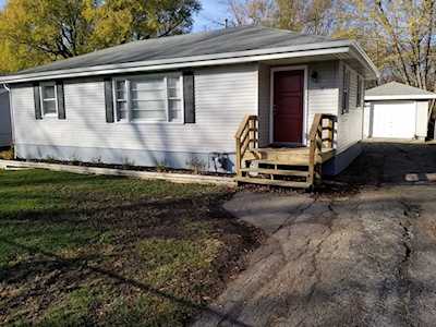1719 Pleasant Ave Mchenry, IL 60050