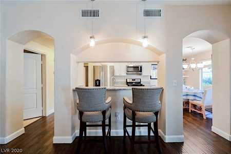 7656 Rolling View Dr #101 Las Vegas, NV 89149
